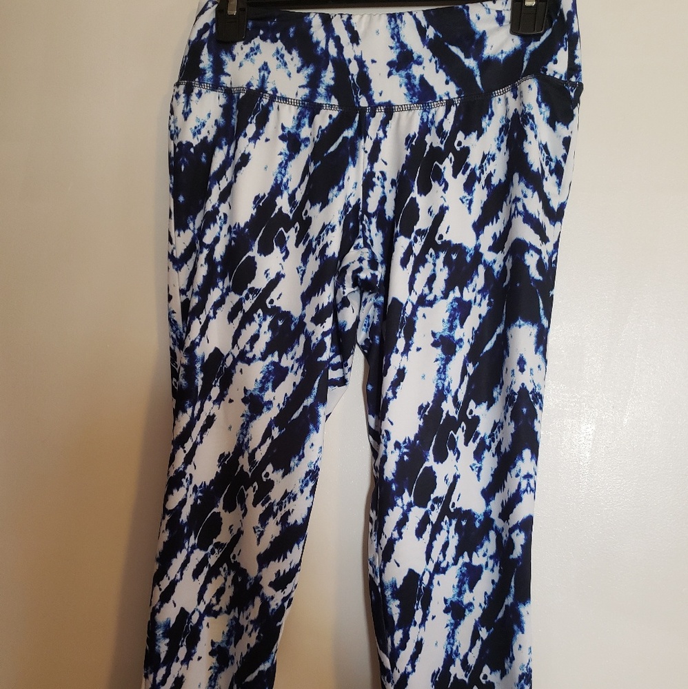 Ultra Flirt athletic leggings